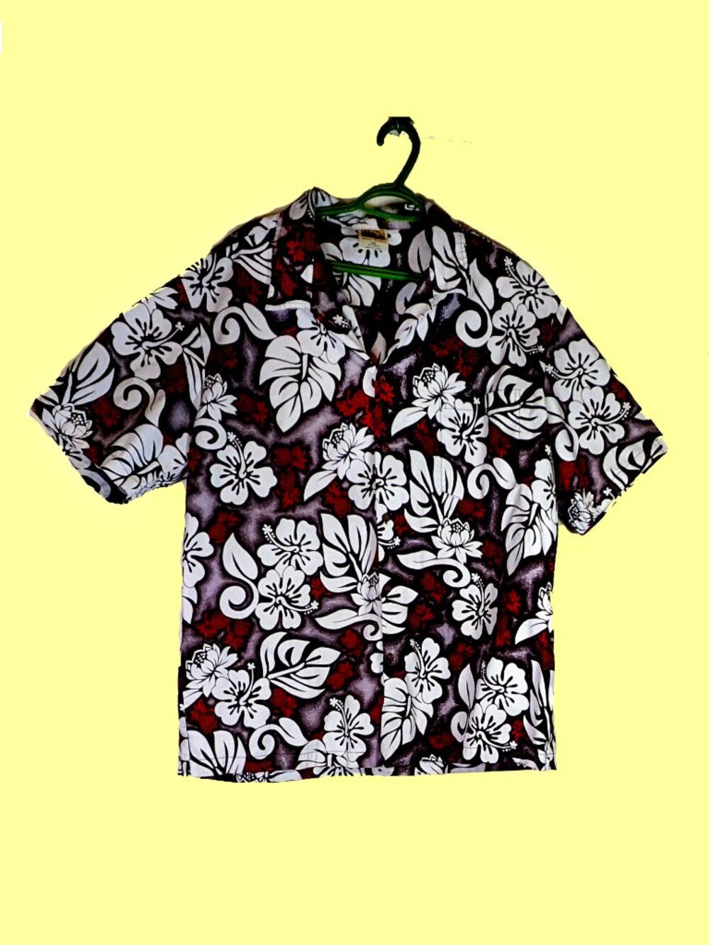 Men’s Hawaiian shirt Size 3XL by Winnie Fashion